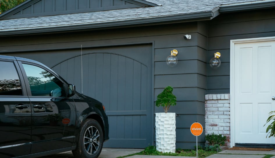 Vivint home security camera in Salem